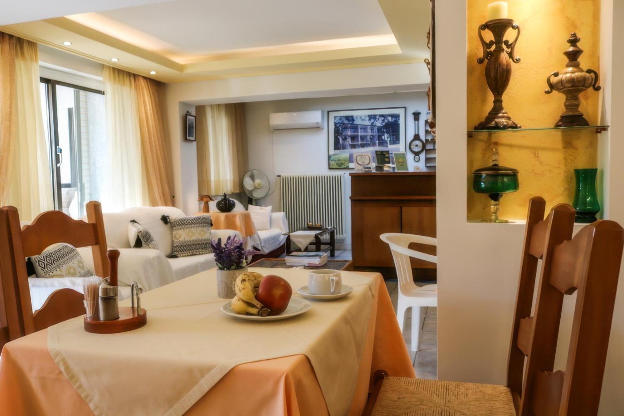 Vlachogiannis Hotel พริโนส ภายนอก รูปภาพ