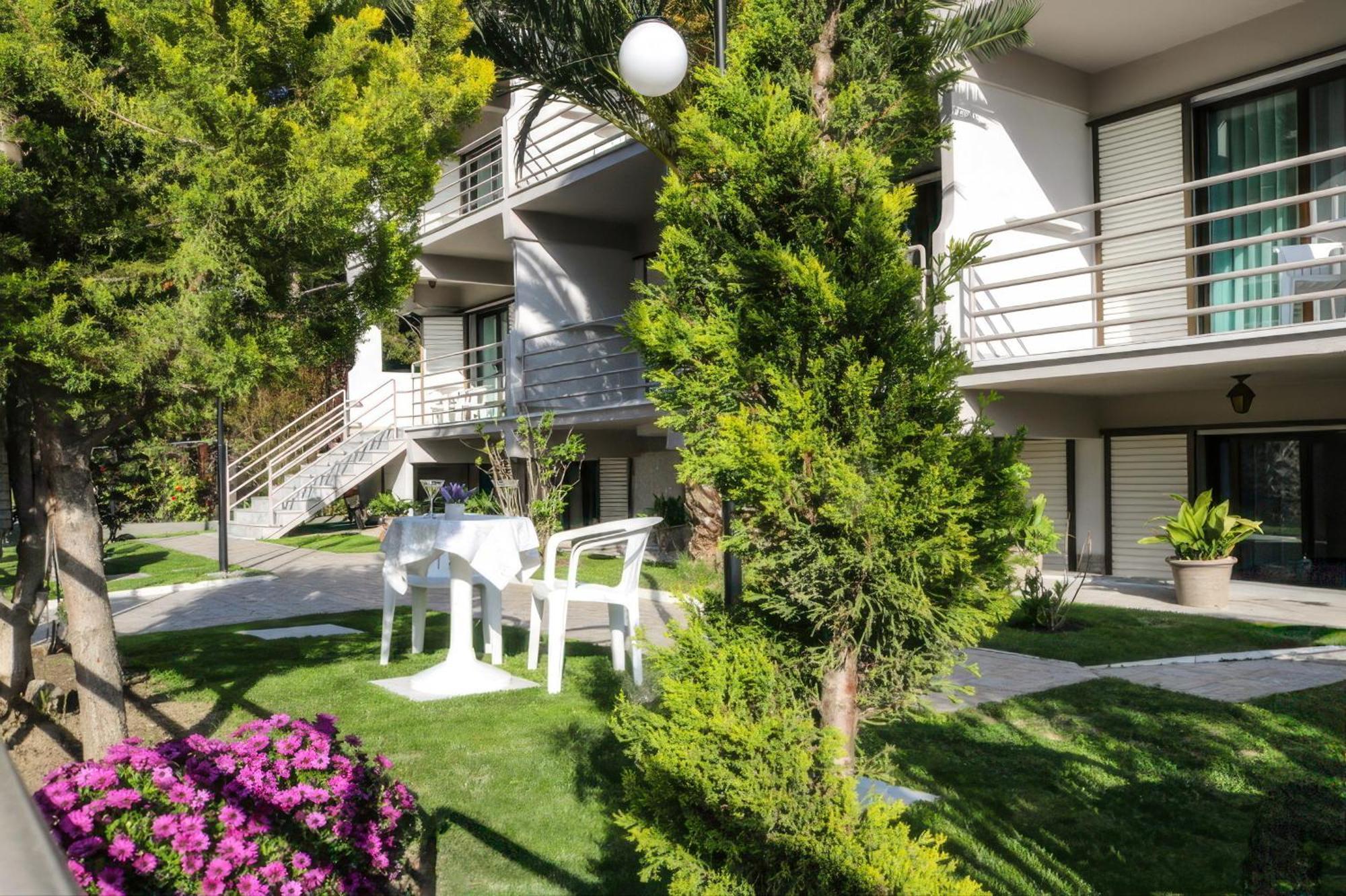 Vlachogiannis Hotel พริโนส ภายนอก รูปภาพ